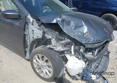 2018 Nissan Sentra Sv z USA, uszkodzony, nr VIN 3N1AB7AP8JY263060